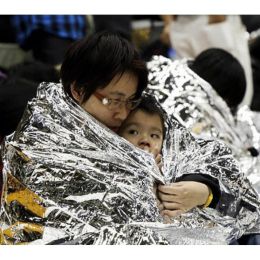 Human Body Hypothermia Lifesaving Emergency Blanket In Outdoor Field (Option: PETsilver-140X210CM)